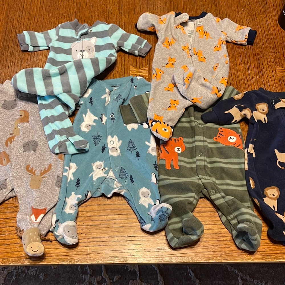 6 preemie fleece Carters footies